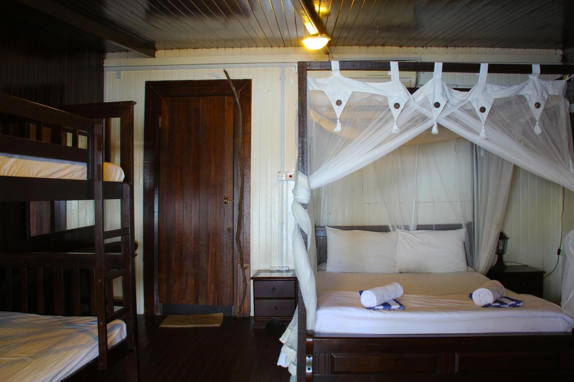 Melina Beach Resort Kampung Genting Номер фото