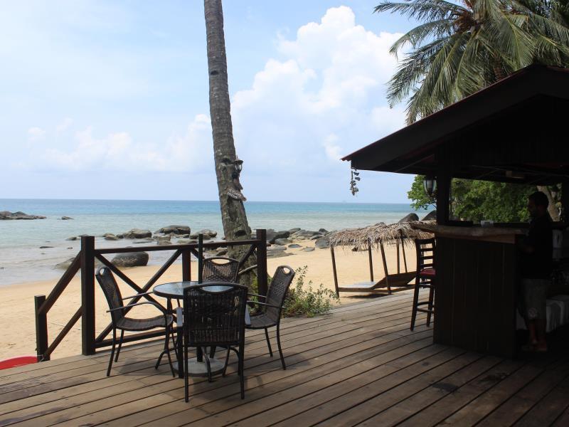 Melina Beach Resort Kampung Genting Екстер'єр фото